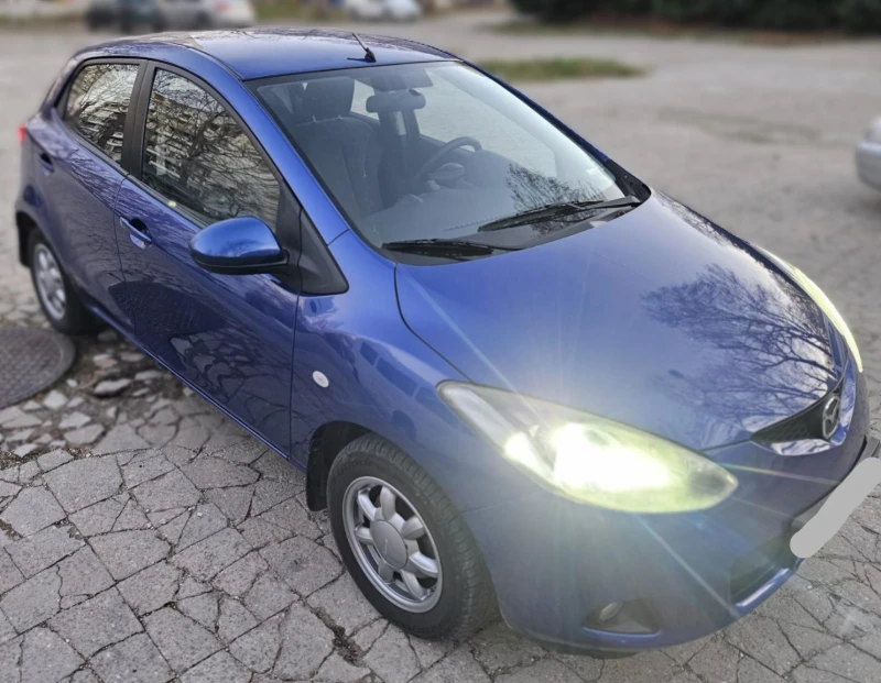 Mazda 2, снимка 2 - Автомобили и джипове - 48560937