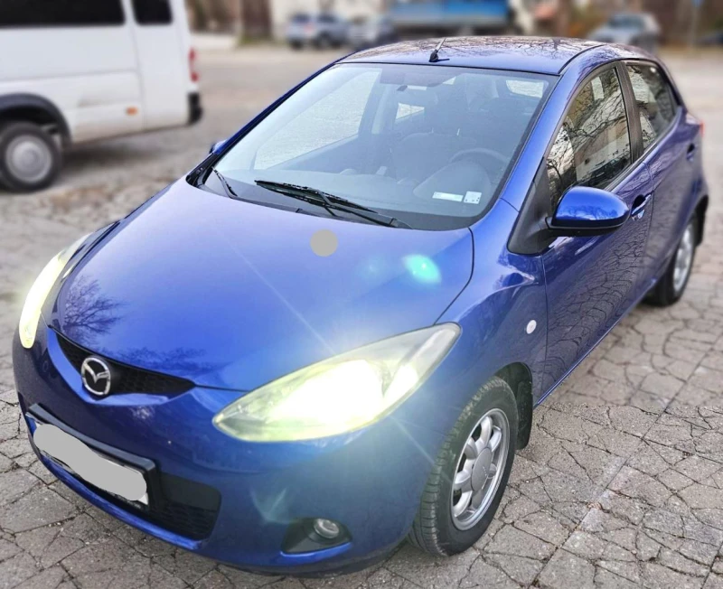 Mazda 2, снимка 1 - Автомобили и джипове - 48560937