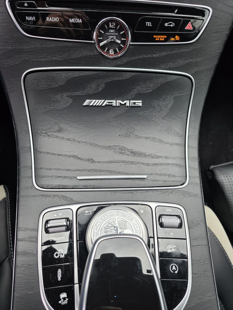 Mercedes-Benz C 63 AMG C 63s AMG, снимка 16 - Автомобили и джипове - 52132588