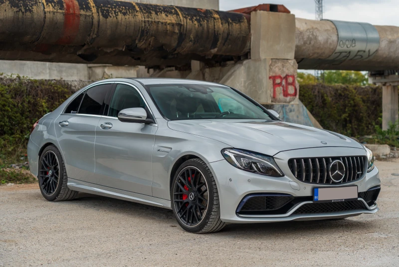 Mercedes-Benz C 63 AMG C 63s AMG, снимка 2 - Автомобили и джипове - 52132588