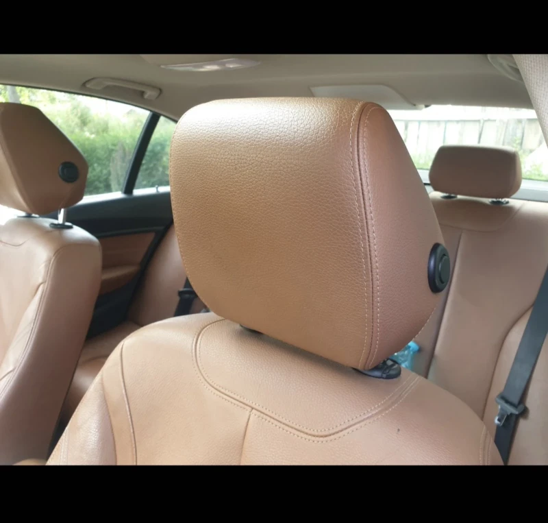 BMW 320 Luxury, снимка 7 - Автомобили и джипове - 52224117