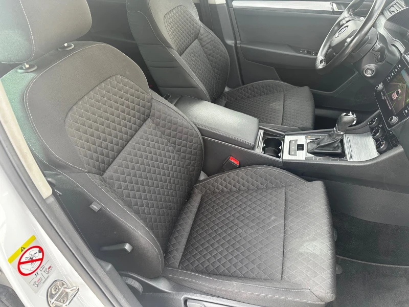 Skoda Superb 2, 0 TDI, снимка 12 - Автомобили и джипове - 52422432