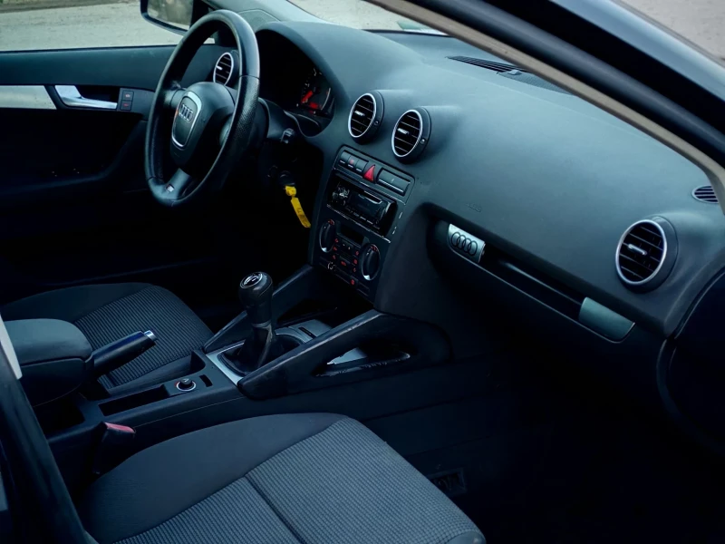 Audi A3 1.9TDI(105)* SPORTBACK* НОВ ВНОС* , снимка 2 - Автомобили и джипове - 53113184