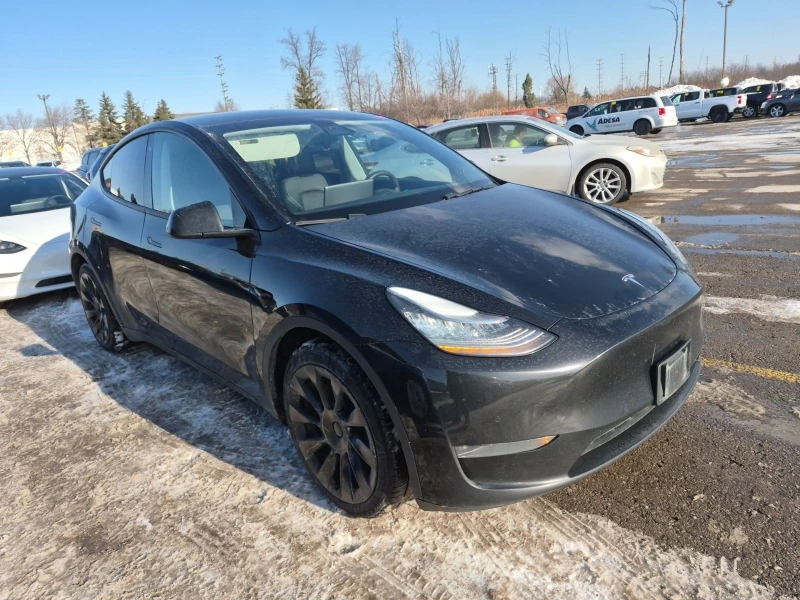 Tesla Model Y  С РЕГИСТРАЦИЯ & АВТО КРЕДИТ LONG RANGE , снимка 2 - Автомобили и джипове - 53379625