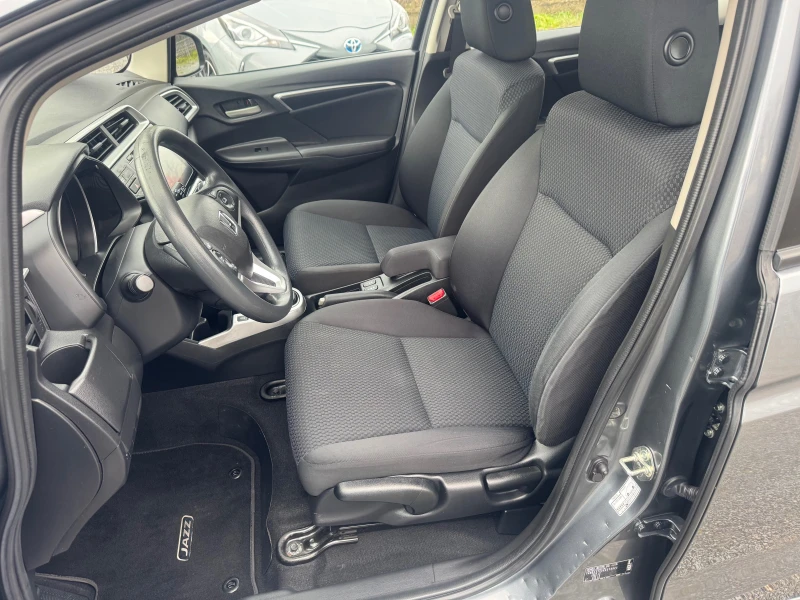 Honda Jazz 1.3 i-VTEC Exclusive NAVI EURO 6, снимка 13 - Автомобили и джипове - 53381239