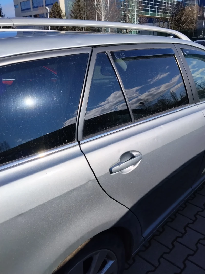 Toyota Avensis T25, снимка 8 - Автомобили и джипове - 53404438