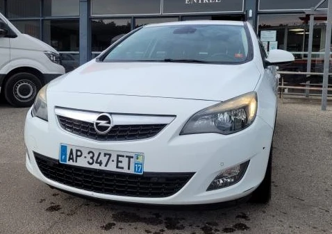 Opel Astra COSMO 2.0 CDTI в Автомобили и джипове в гр. Дупница