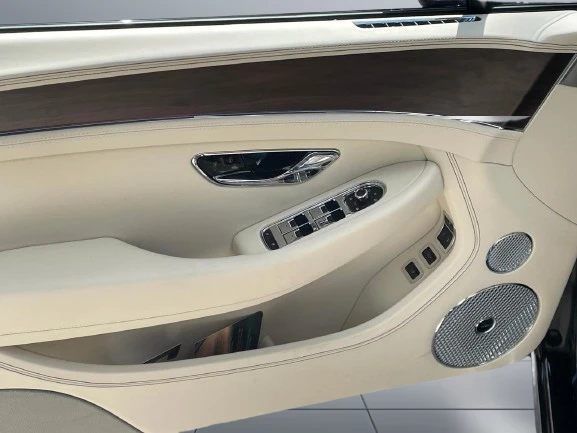Bentley Continental GTC Speed V8 Hybrid = Black Edition = Гаранция - изображение 6