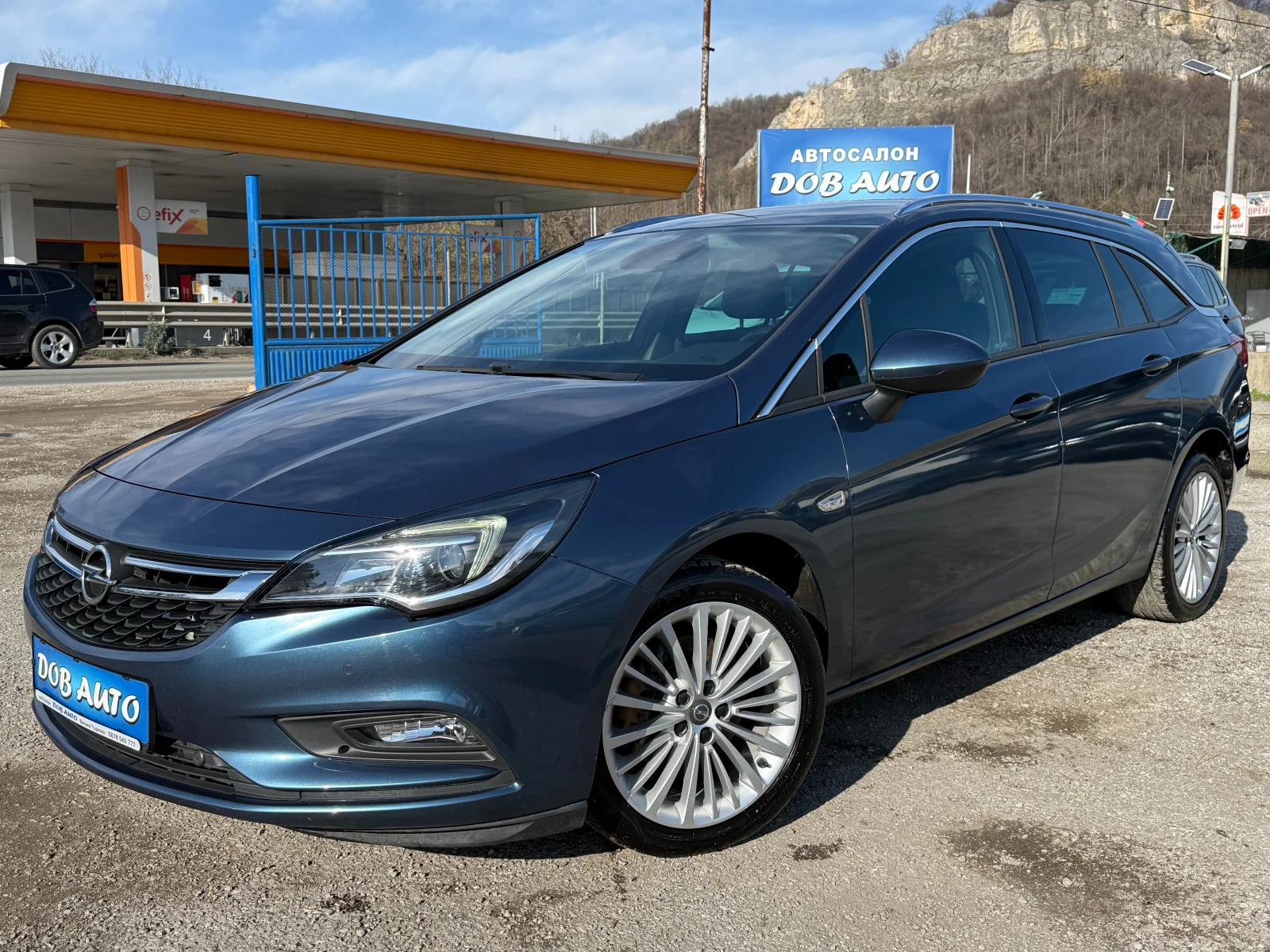 Opel Astra 1.6CDTI-SPORT TOURЕR+ KEYLESS-НАВИГАЦИЯ-ПАРКТР., снимка 1