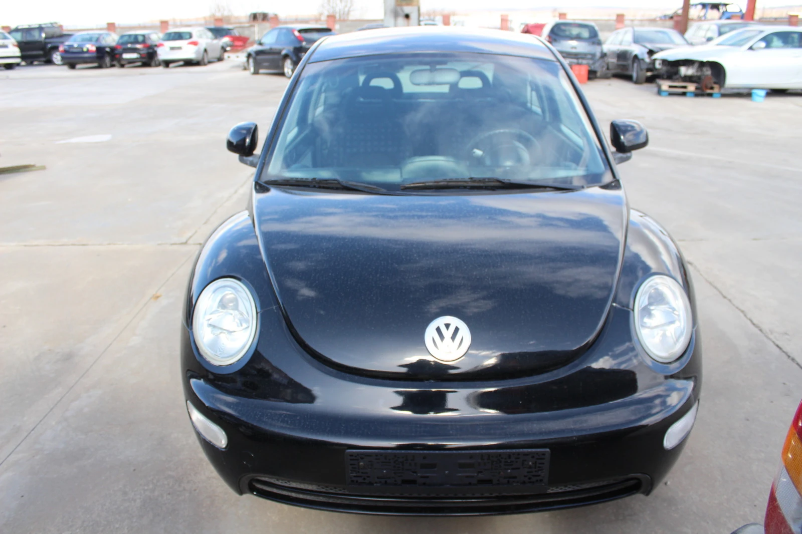VW New beetle 1.9TDI НОВ ВНОС | Mobile.bg — изображение 14