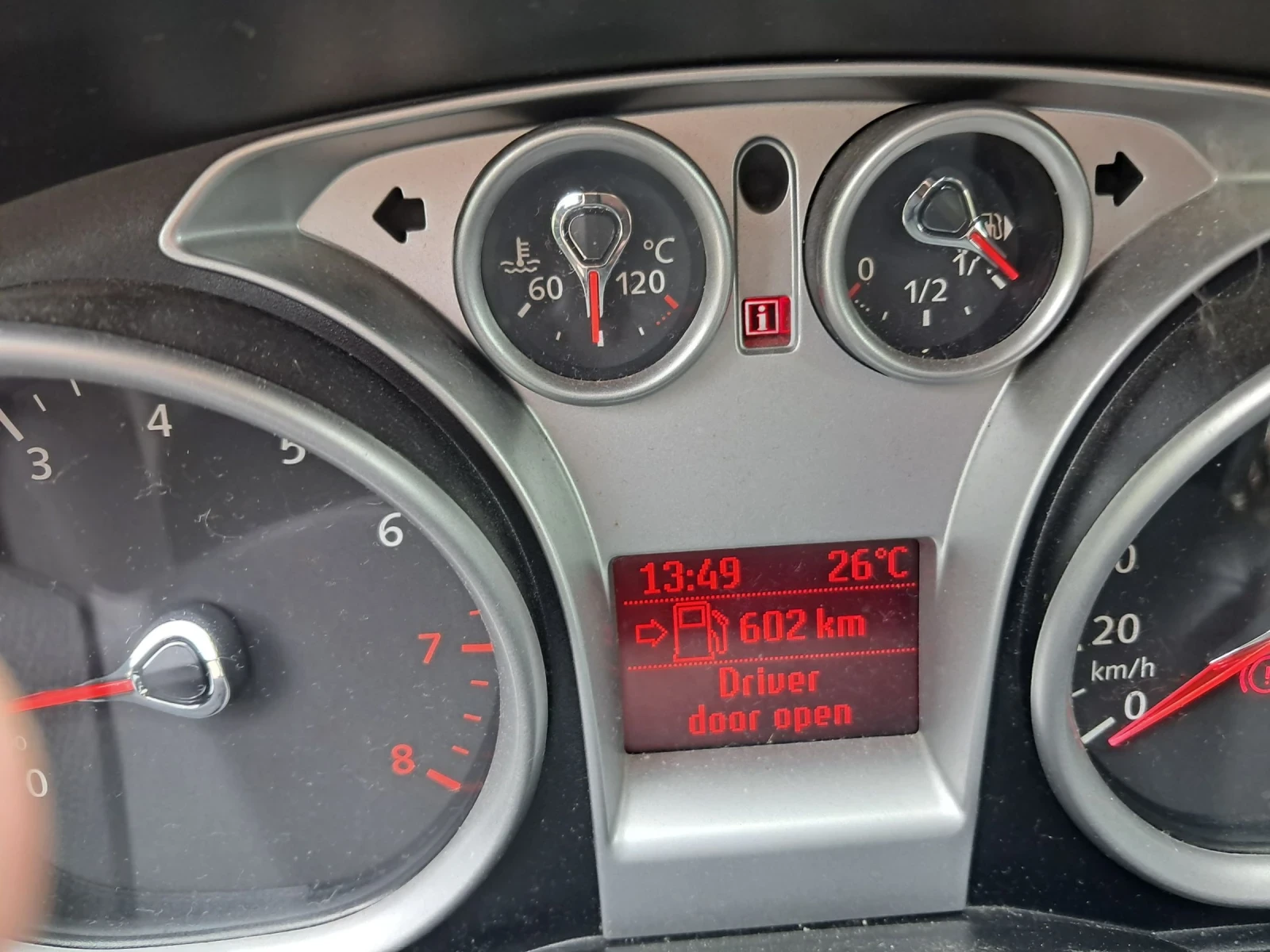 Ford Focus  - изображение 10