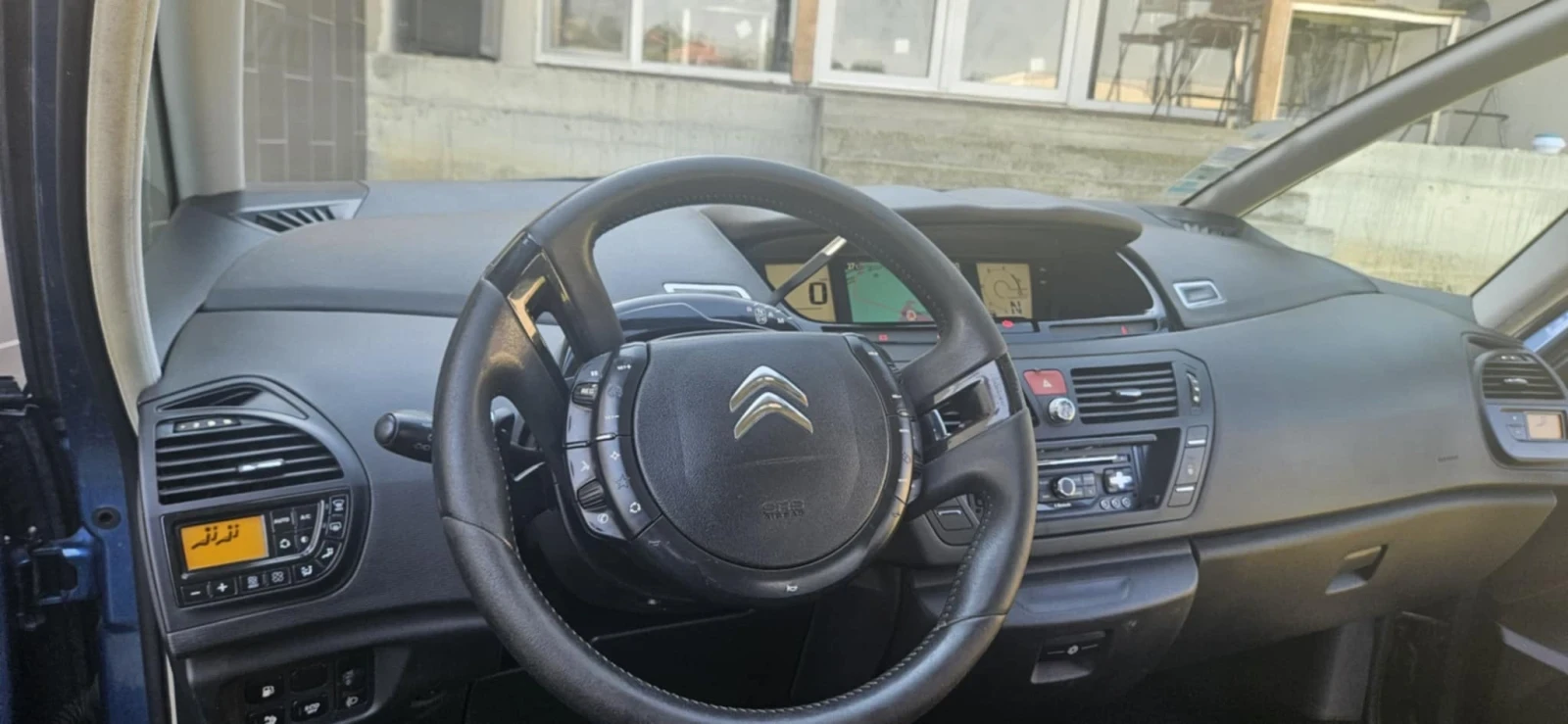 Citroen C4 Picasso 1.6 HDIe - изображение 5