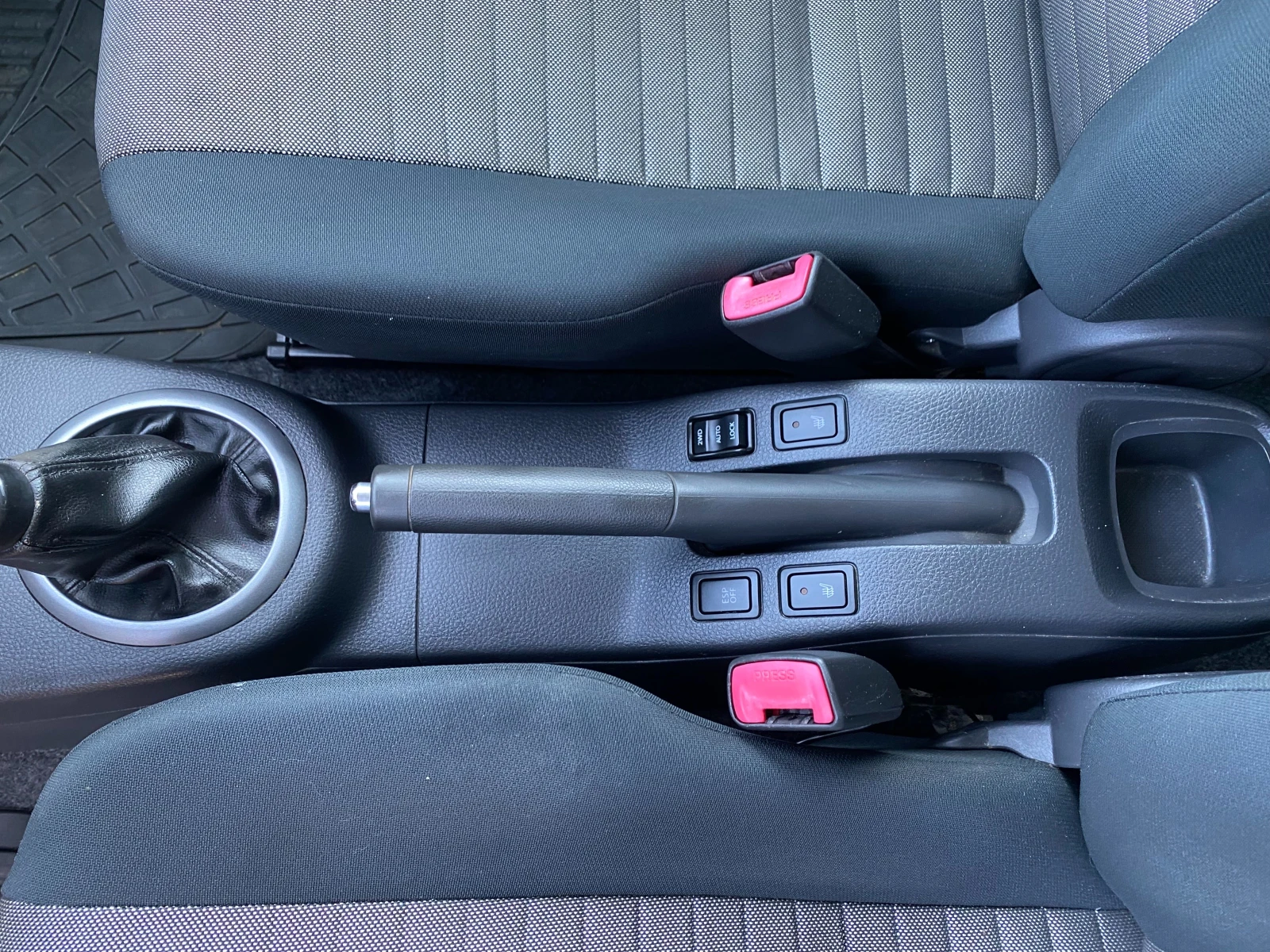Suzuki SX4 1.6 i - изображение 8