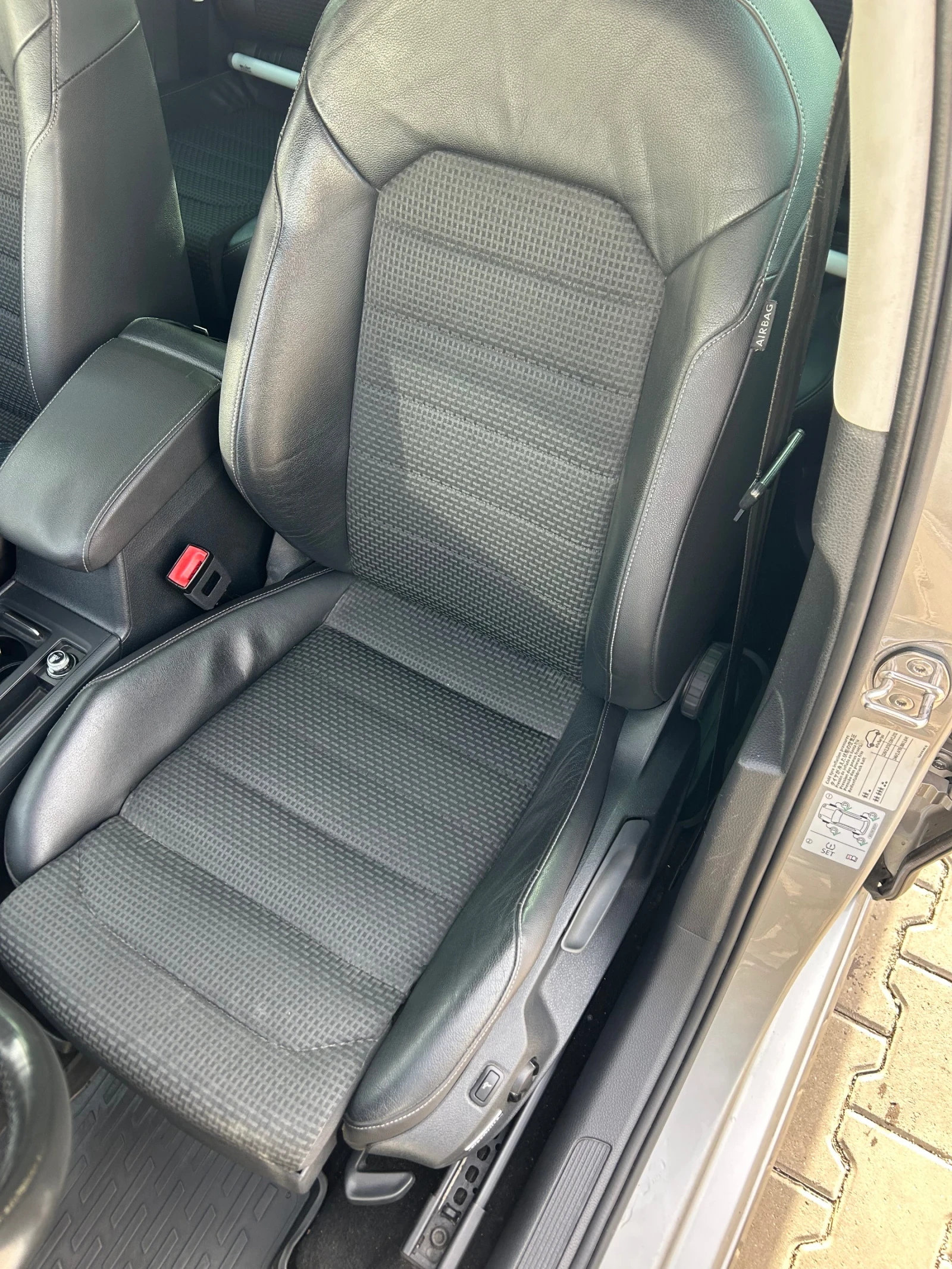 VW Golf 1.6 Bluemotion - изображение 6