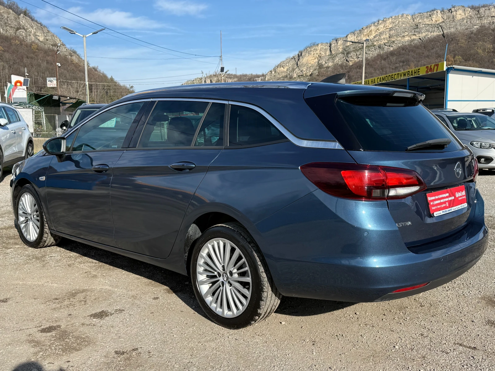 Opel Astra 1.6CDTI-SPORT/TOUR-НАВИГАЦИЯ-КЛИМАТРОНИК-ПАРКТРН. - изображение 4