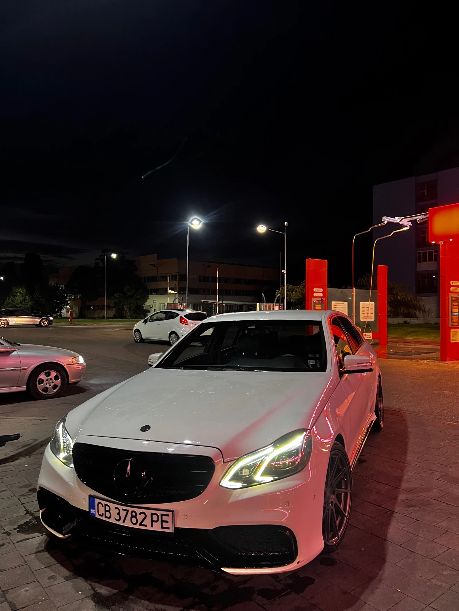 Mercedes-Benz E 220 63 amg оптика - изображение 4