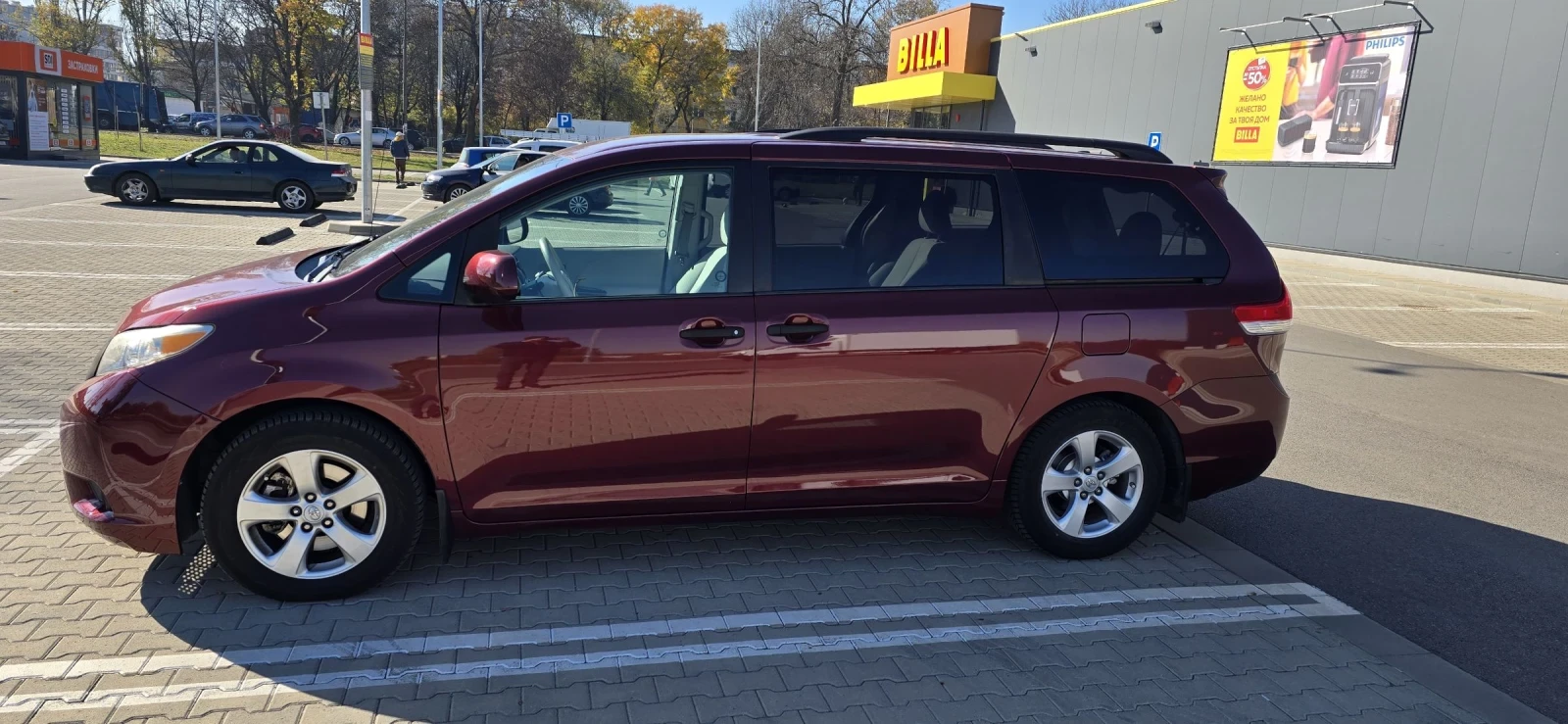 Toyota Sienna 3.5 V6 FWD 267�.� | Mobile.bg � ����������� 3