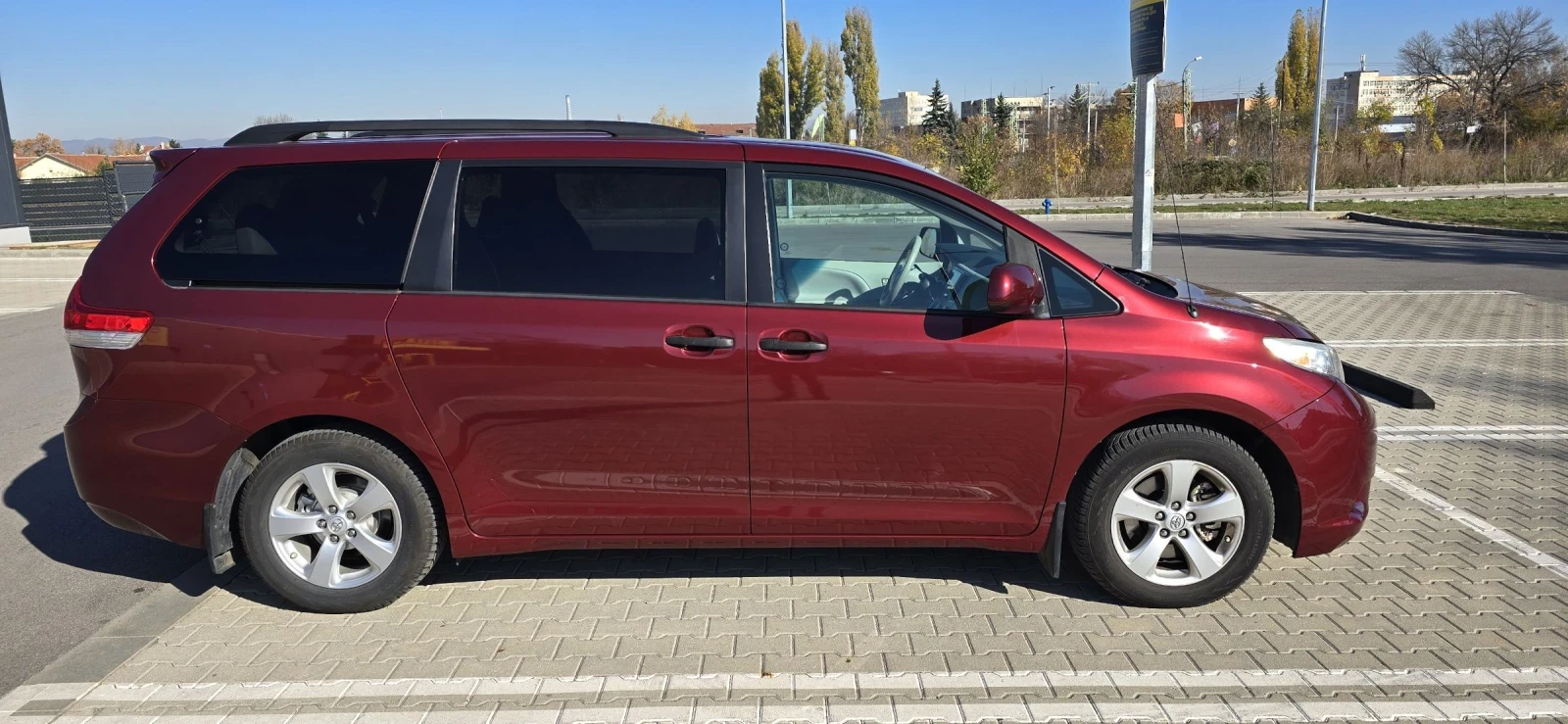 Toyota Sienna 3.5 V6 FWD 267�.� | Mobile.bg � ����������� 4