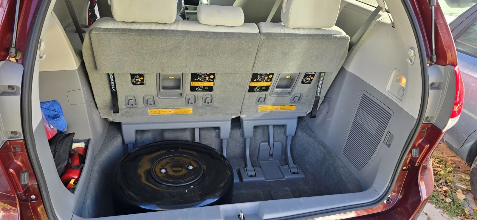 Toyota Sienna 3.5 V6 FWD 267�.� | Mobile.bg � ����������� 14