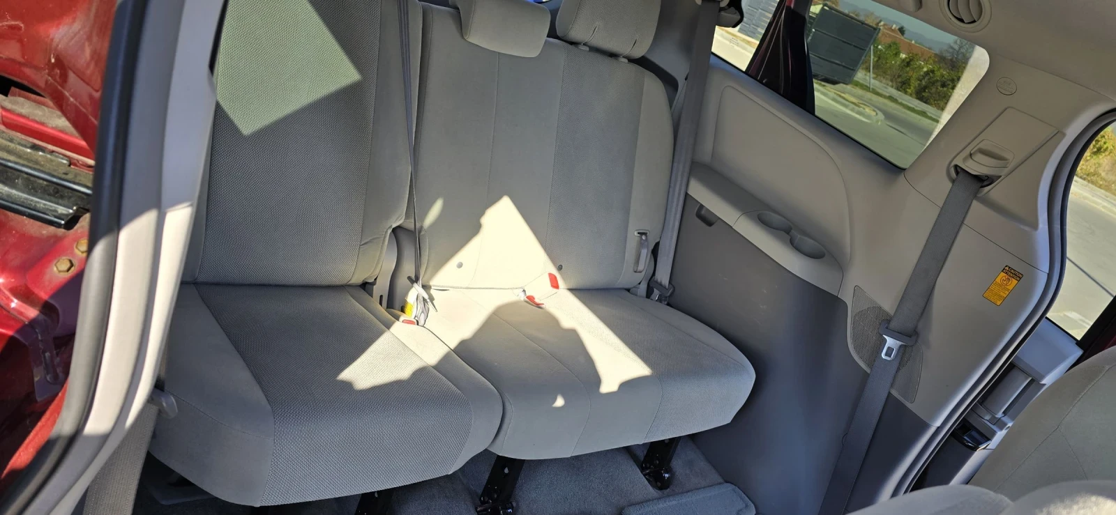Toyota Sienna 3.5 V6 FWD 267�.� | Mobile.bg � ����������� 8