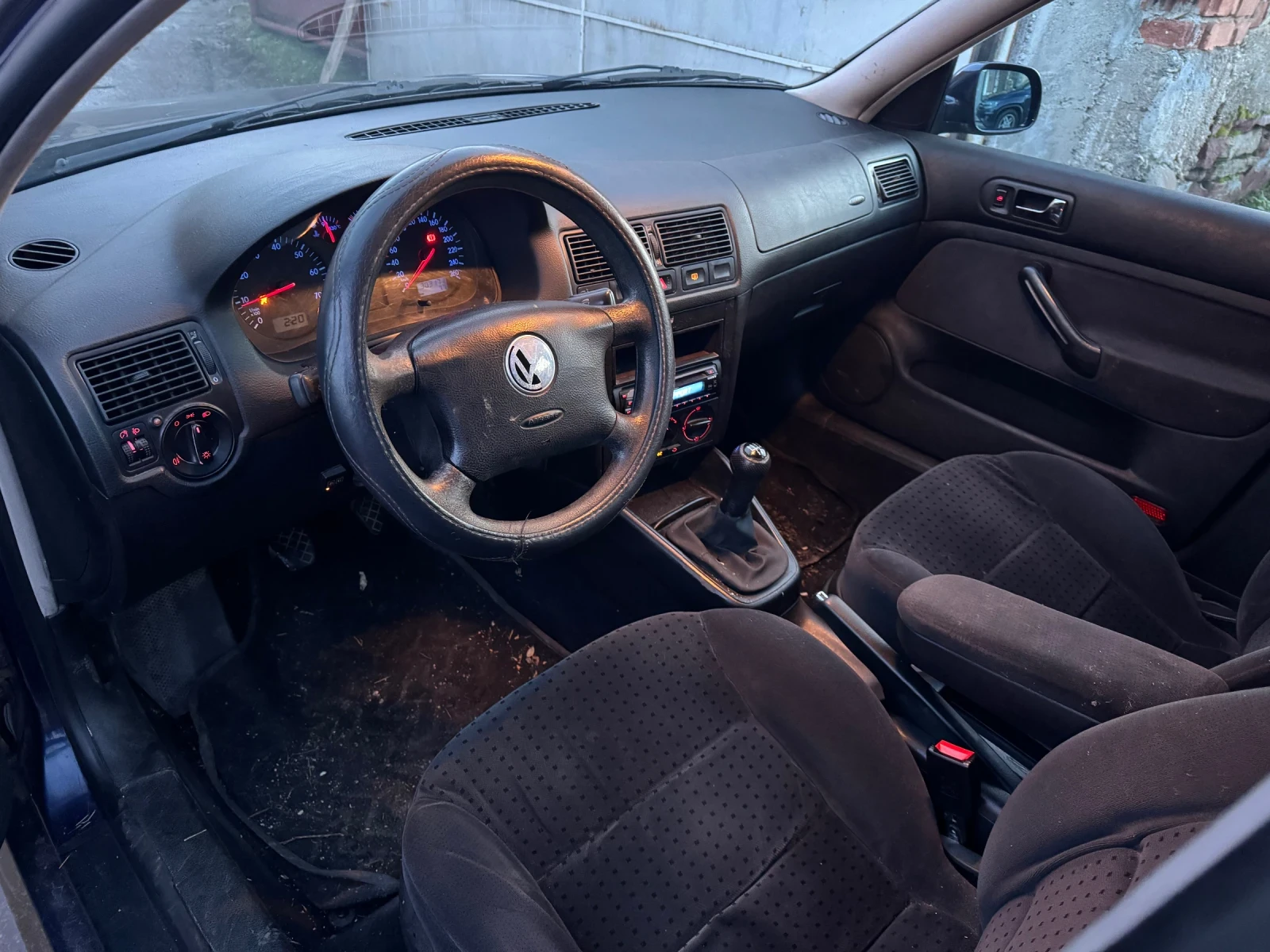 VW Golf 1.6  бензин 101 кс.  Метан   - изображение 7