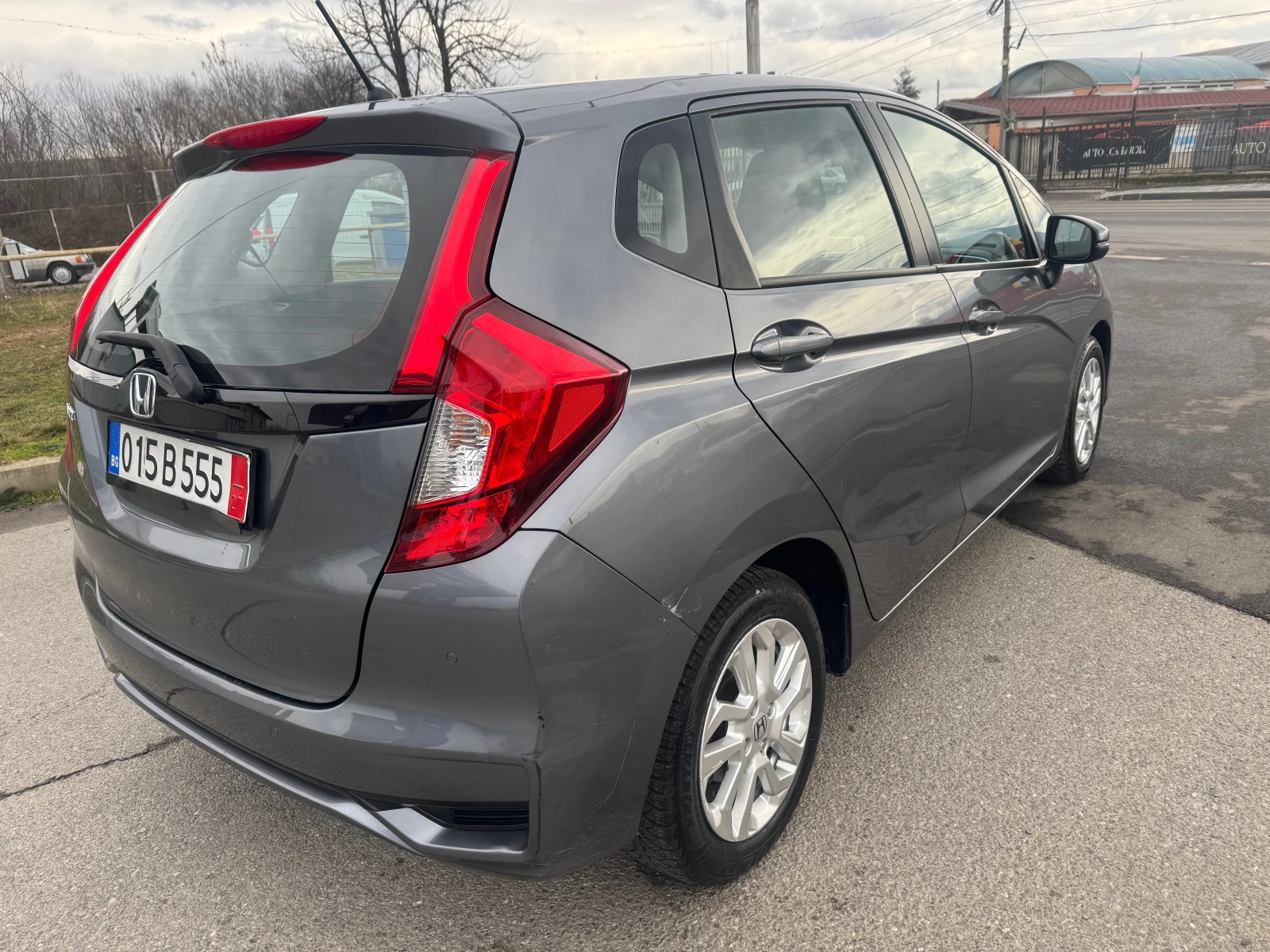 Honda Jazz 1.3 i-VTEC Exclusive NAVI EURO 6 - изображение 8