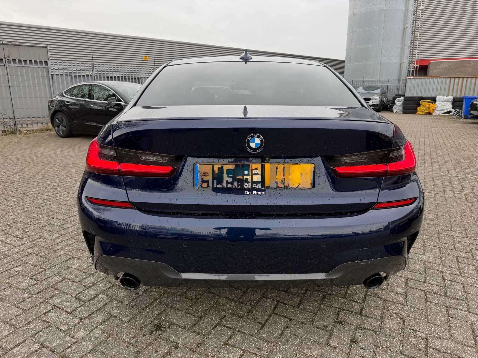 BMW 330 4х4!!!МПАКЕТ!!! - изображение 8