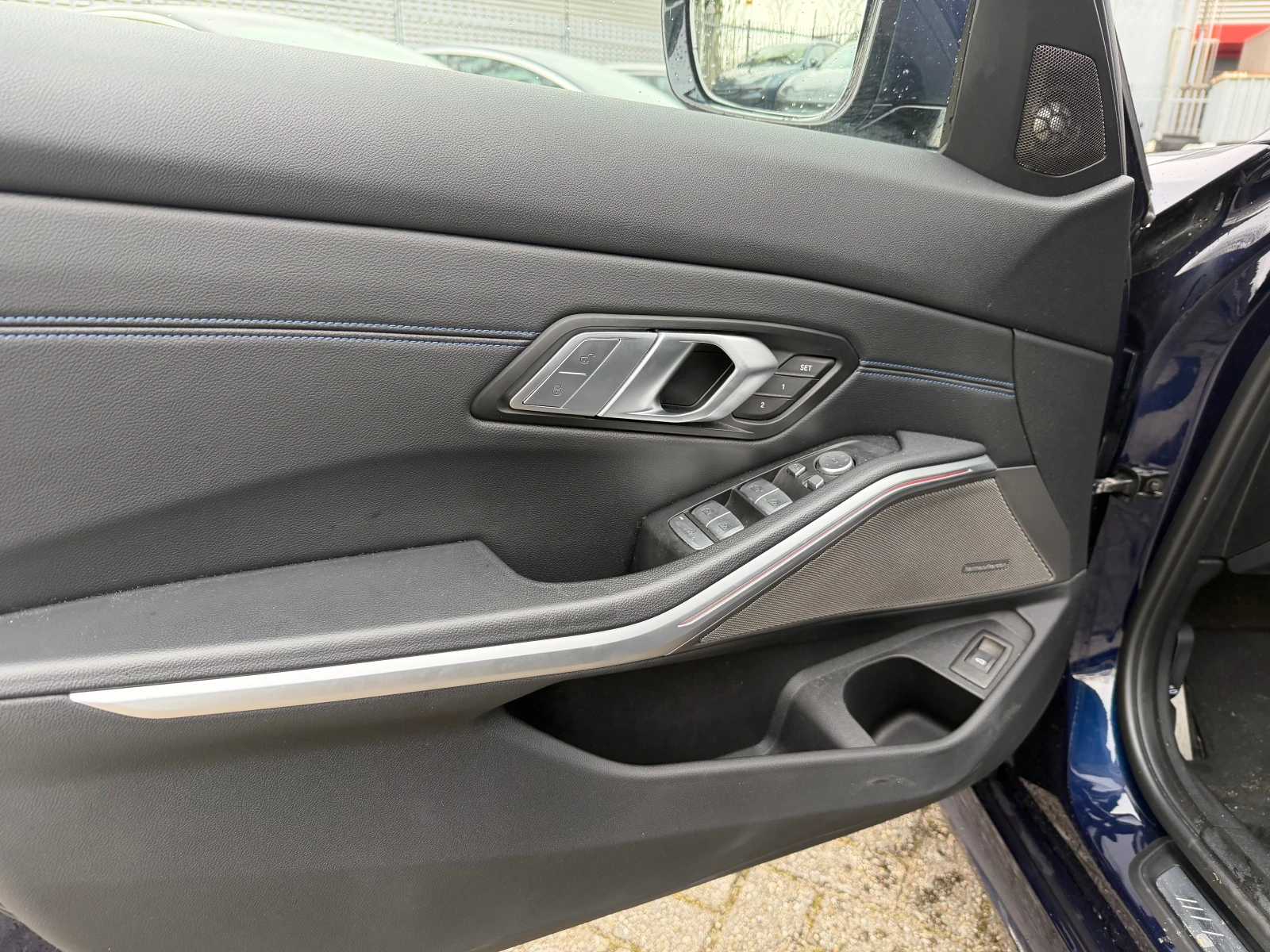 BMW 330 4х4!!!МПАКЕТ!!! - изображение 9