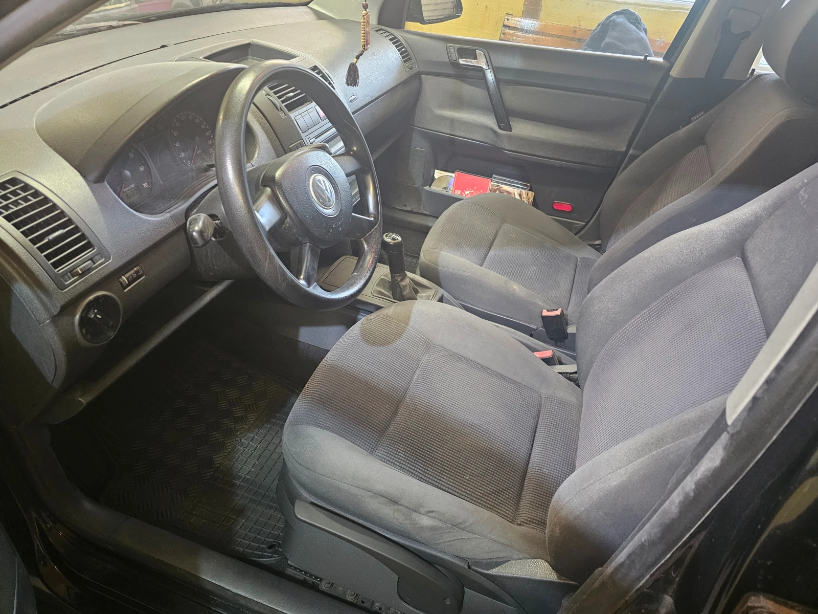 VW Polo Гаражно-Клилатр, снимка 13 - Автомобили и джипове - 53782404