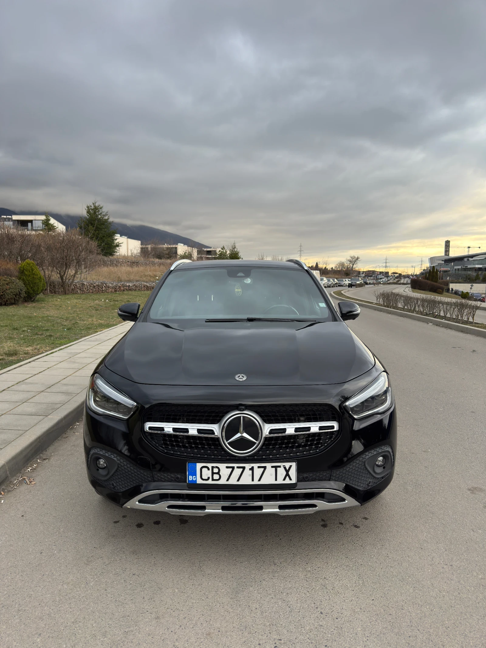 Mercedes-Benz GLA 250, снимка 3 - Автомобили и джипове - 54001813