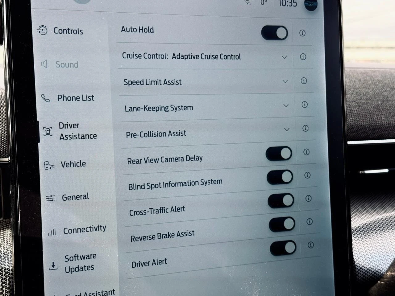 Ford Mustang Mach-E GT Pano Sunroof С РЕГИСТРАЦИЯ & АВТО КРЕДИТ, снимка 16 - Автомобили и джипове - 54072925