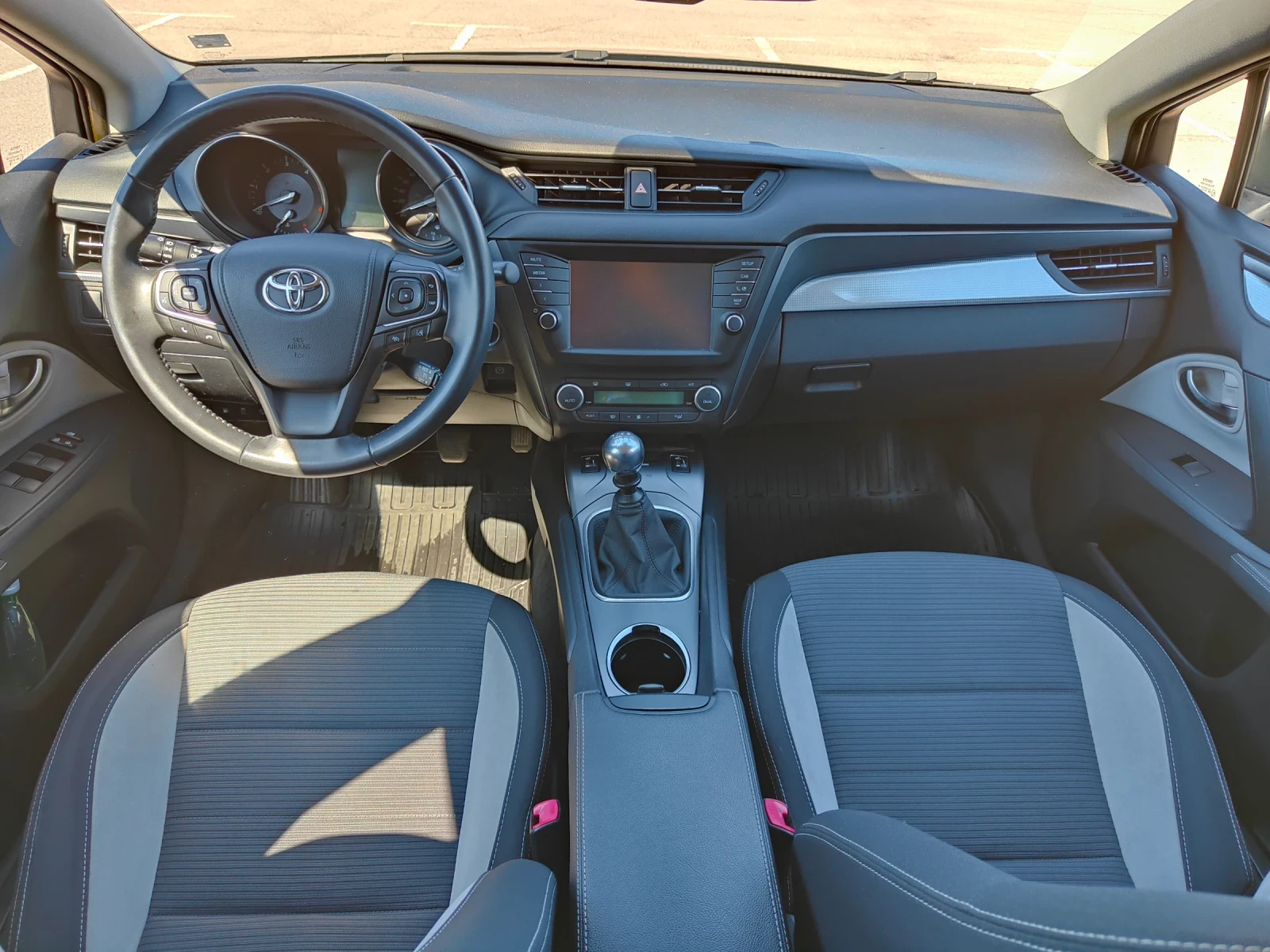 Toyota Avensis ГАРАНЦИЯ до 02.2027, снимка 5 - Автомобили и джипове - 54300771