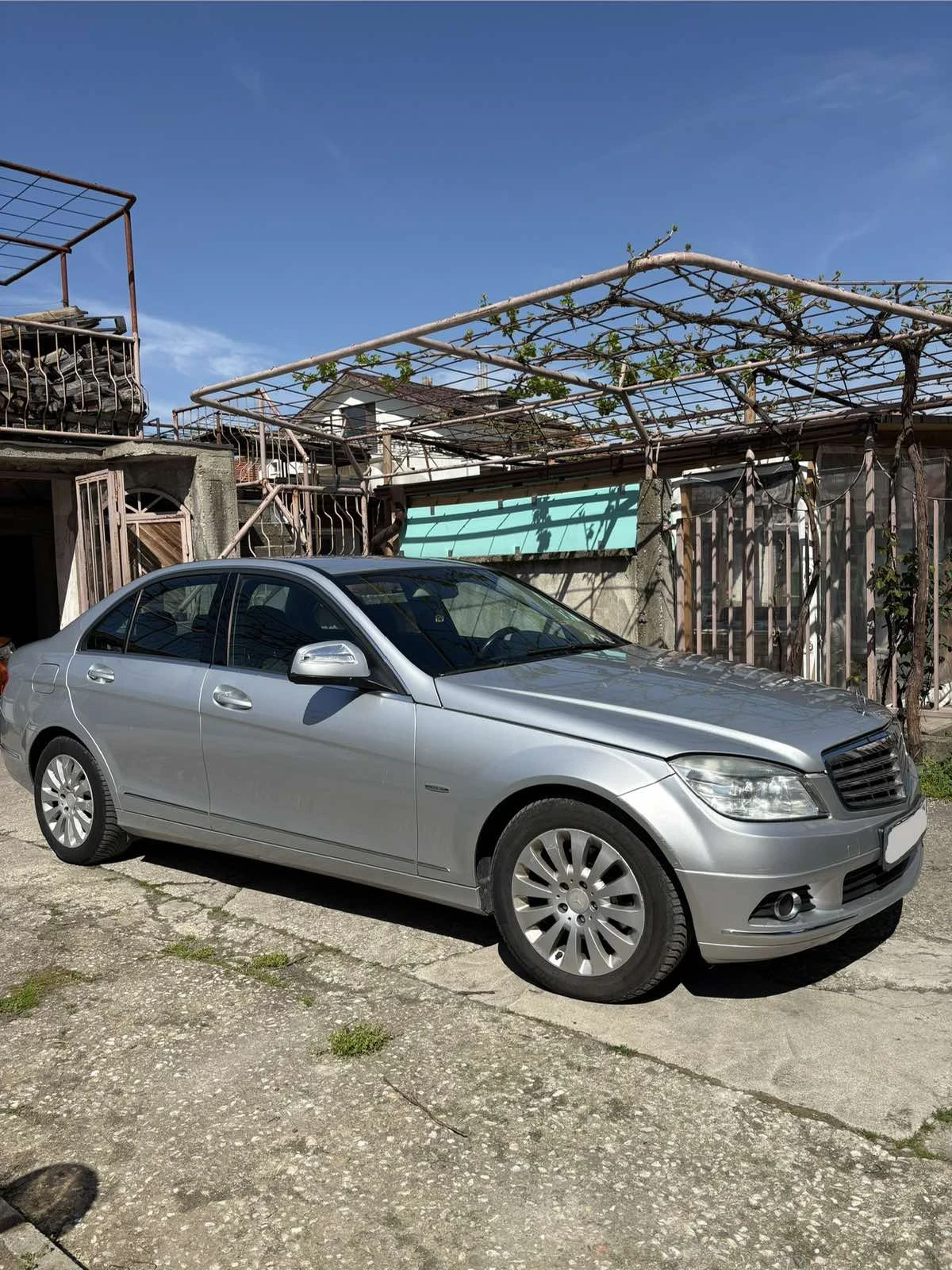 Mercedes-Benz C 220, снимка 11 - Автомобили и джипове - 54308896