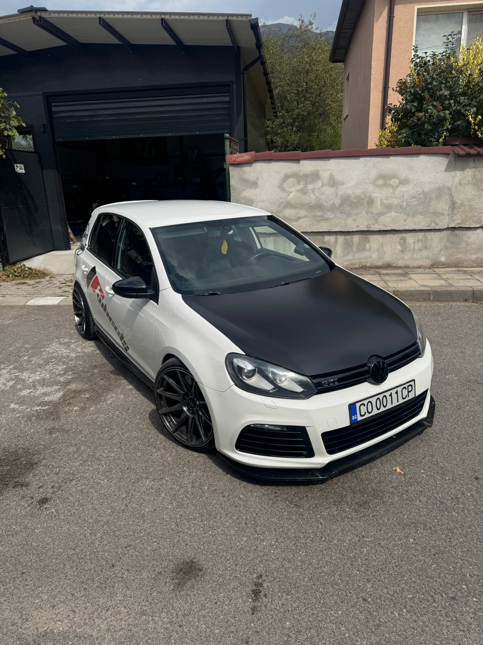 VW Golf GTI 