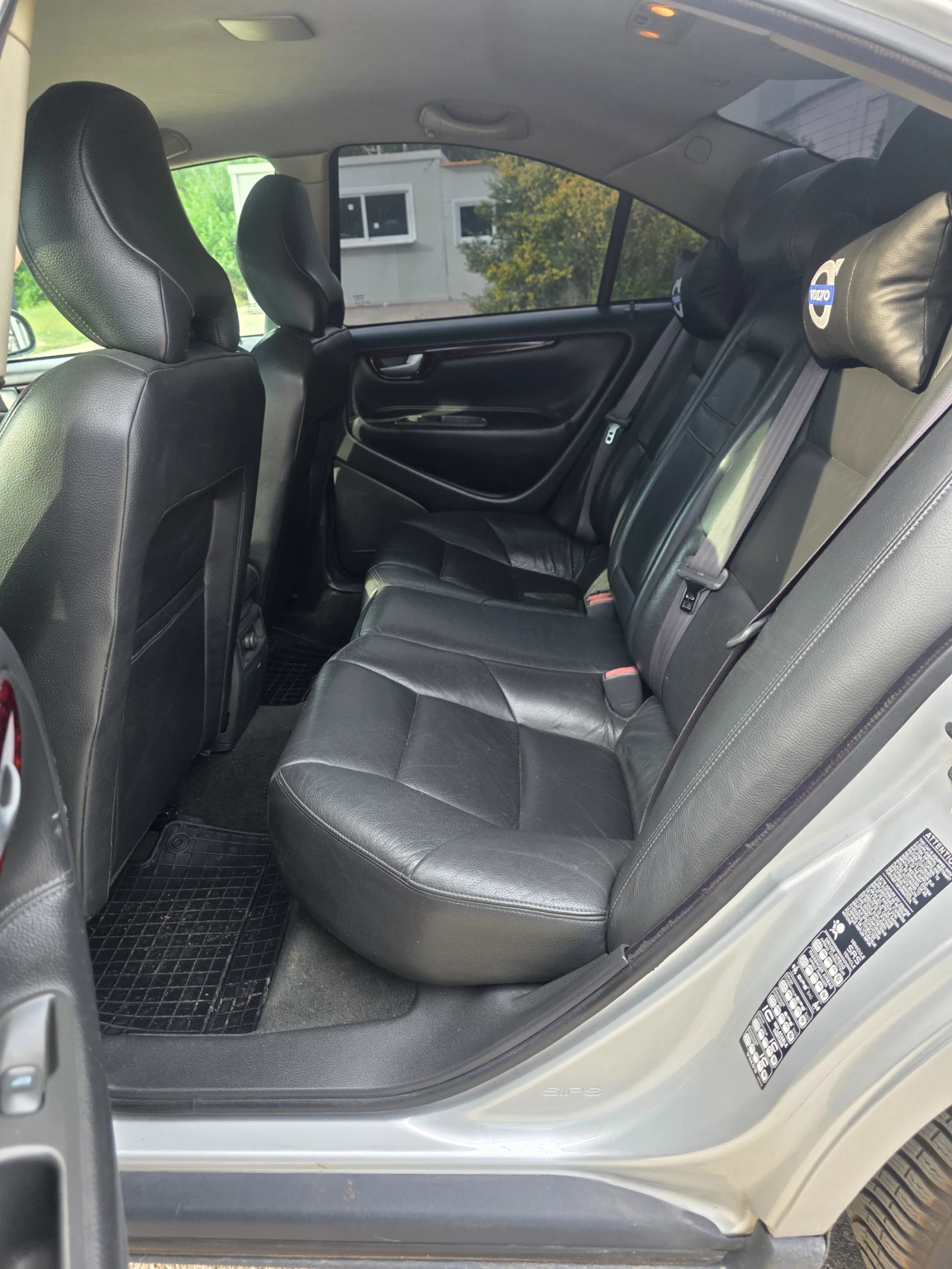 Volvo S60 D5, снимка 10 - Автомобили и джипове - 54873340