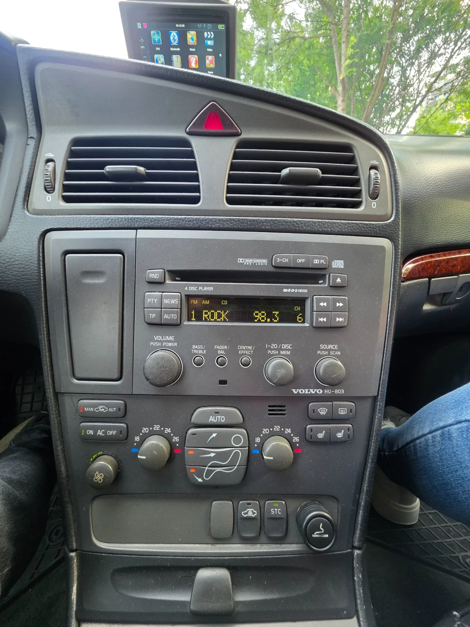 Volvo S60 D5, снимка 16 - Автомобили и джипове - 54873340