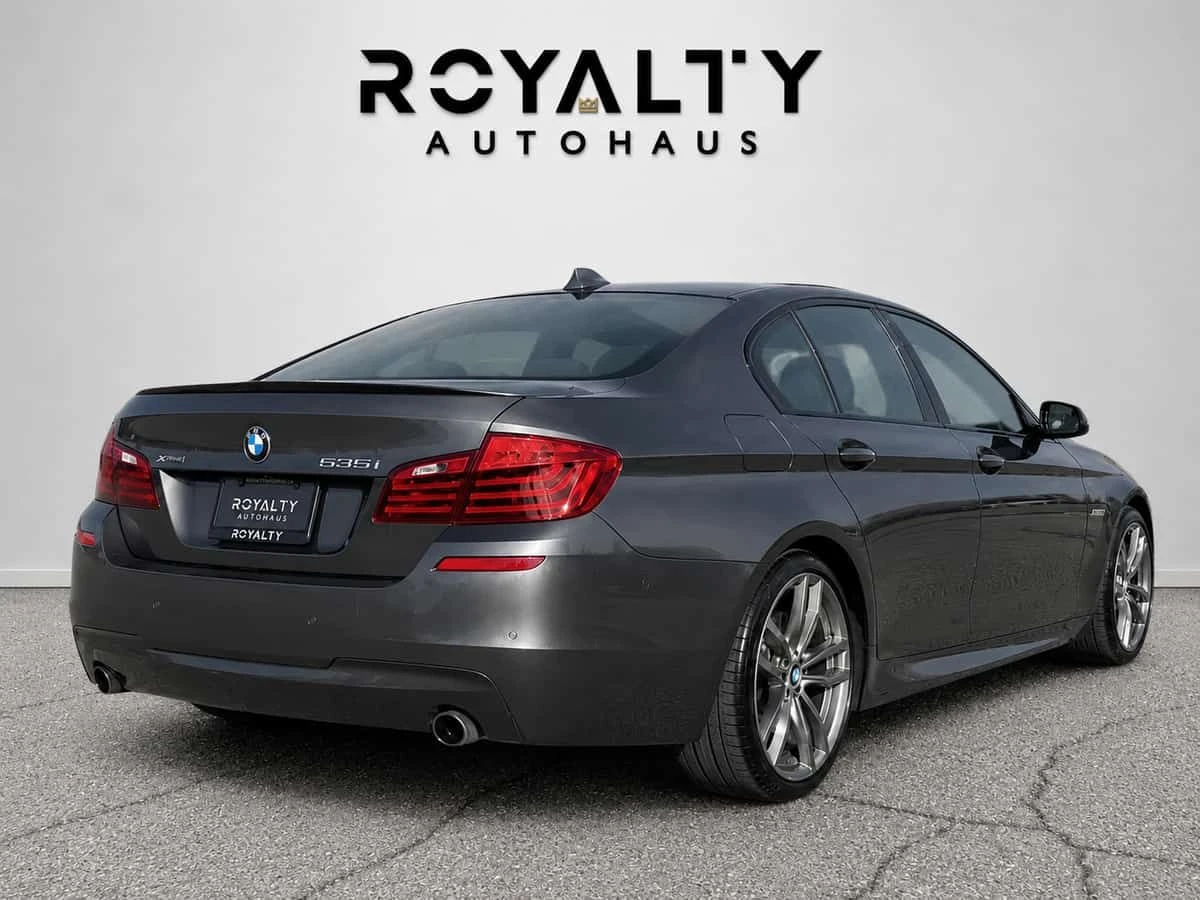 BMW 535 * 535i xDrive M Sport Pkg Navi Camera * CARFAX * Ц, снимка 3 - Автомобили и джипове - 54935145