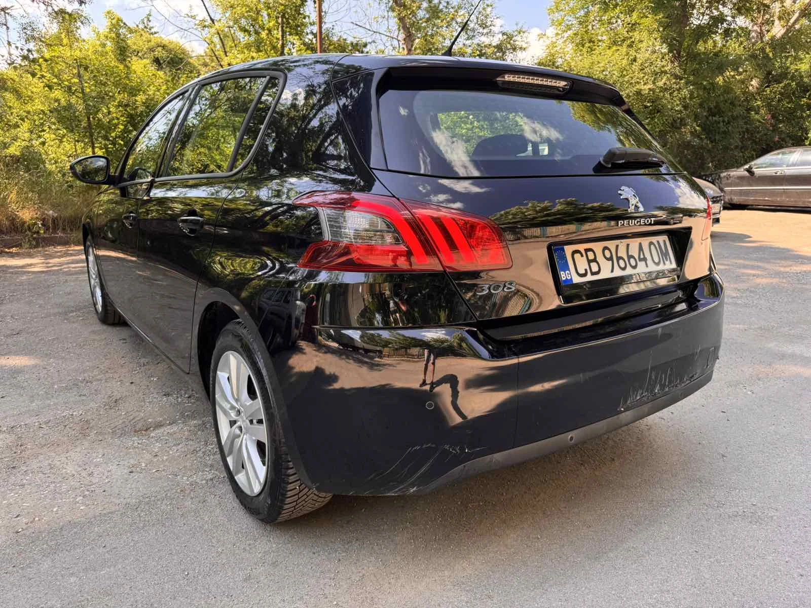 Peugeot 308 Facelift 1.2 e-THP 110 к.с., снимка 3 - Автомобили и джипове - 55198313