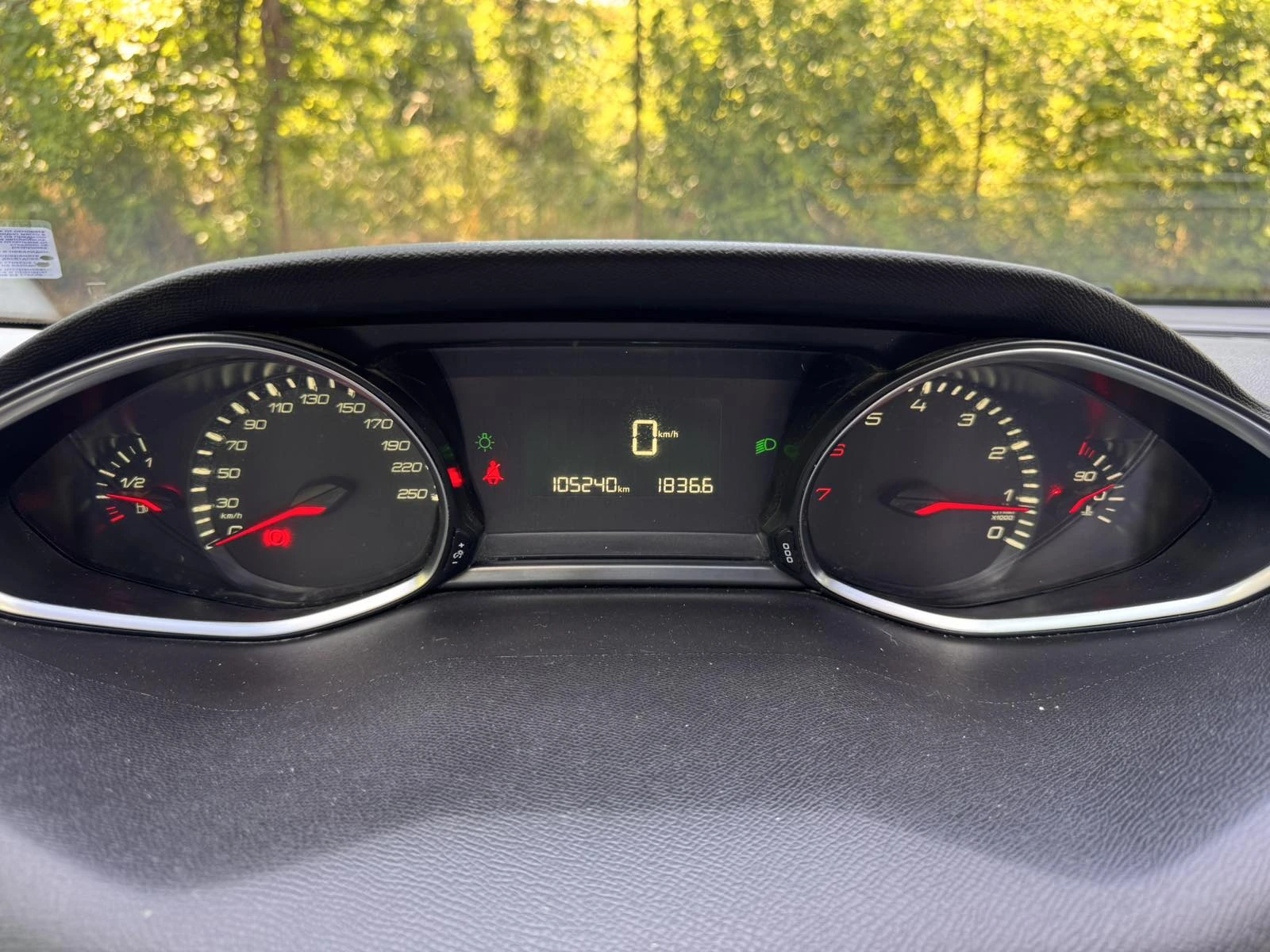 Peugeot 308 Facelift 1.2 e-THP 110 к.с., снимка 6 - Автомобили и джипове - 55198313
