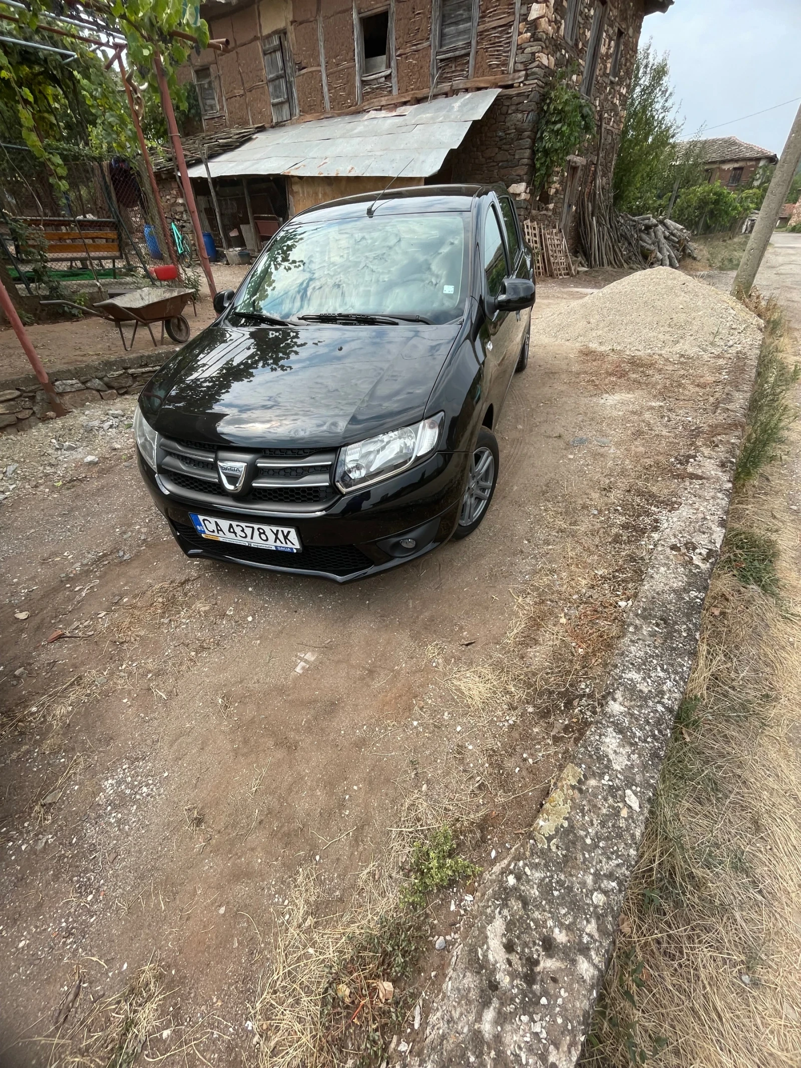 Dacia Sandero, снимка 5 - Автомобили и джипове - 55737124