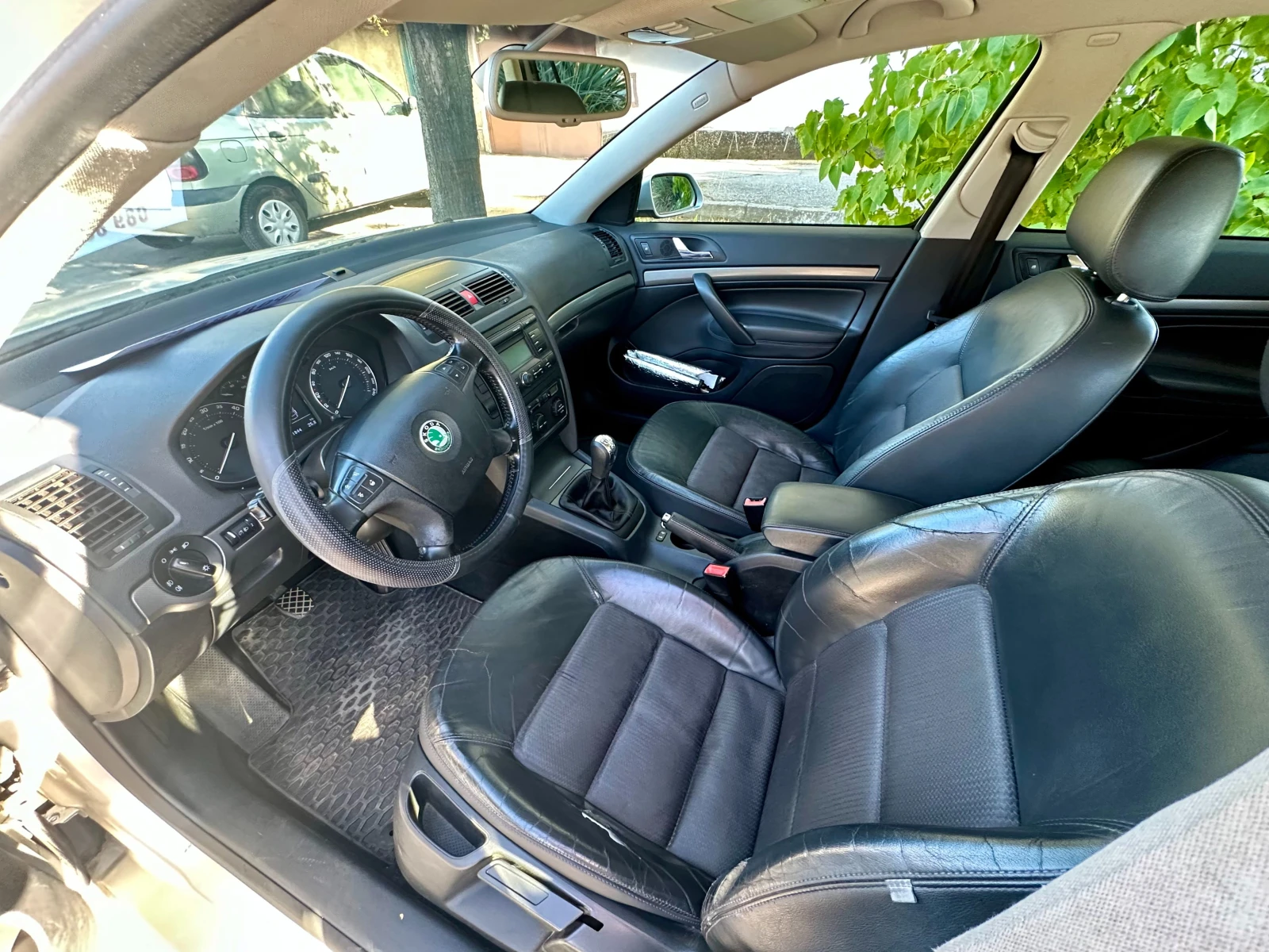 Skoda Octavia, снимка 6 - Автомобили и джипове - 56359793