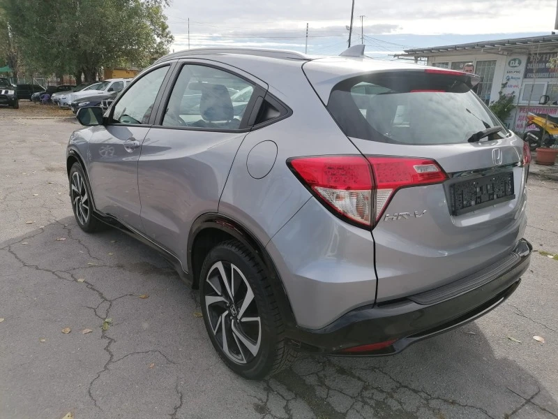 Honda Hr-v 1.8 Sport 4x4, снимка 7 - Автомобили и джипове - 43202659