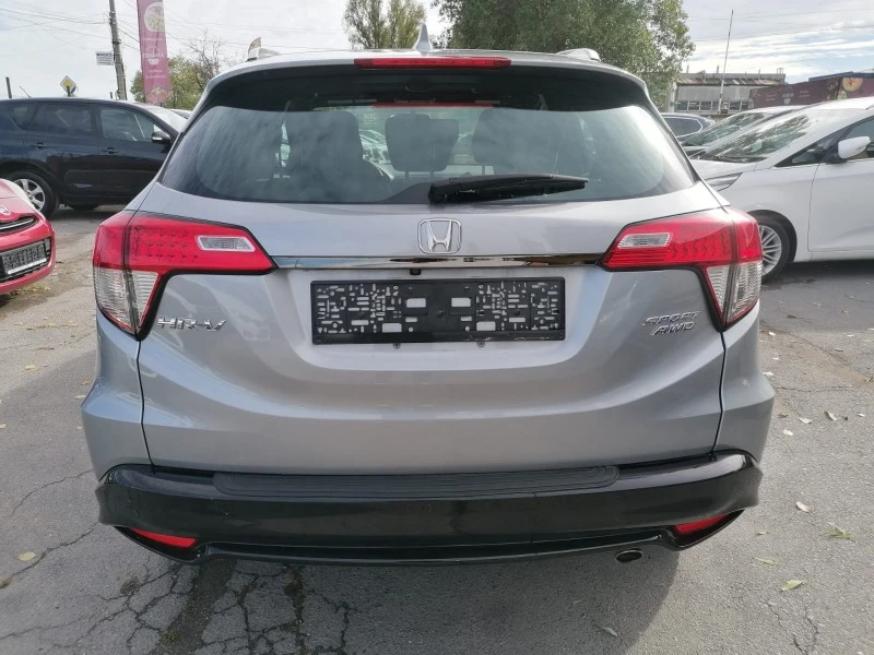 Honda Hr-v 1.8 Sport 4x4, снимка 6 - Автомобили и джипове - 43202659