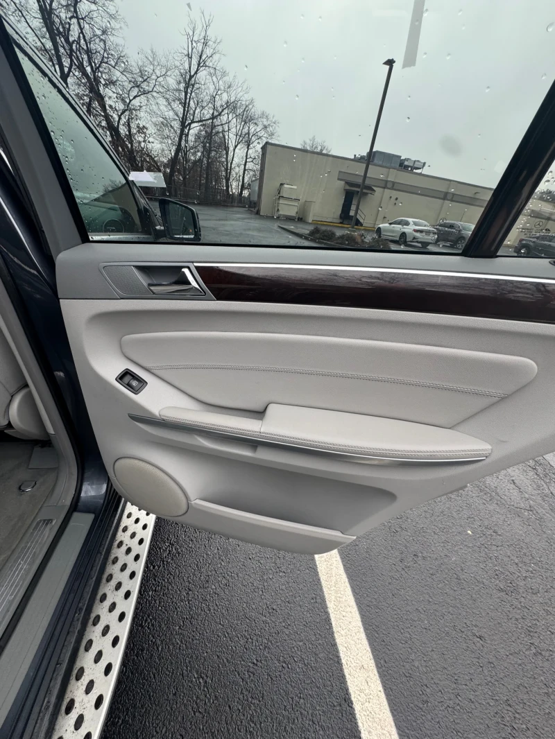 Mercedes-Benz GL 450, снимка 16 - Автомобили и джипове - 51369511