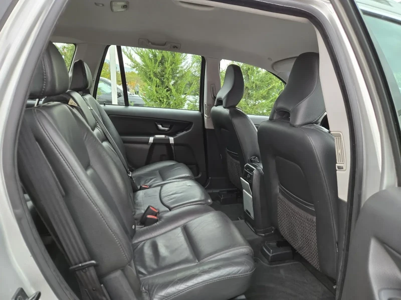 Volvo Xc90 2.4D-200кс= АВТОМАТ= 7МЕСТА= 4Х4= НАВИ= 187.000КМ, снимка 14 - Автомобили и джипове - 52135311