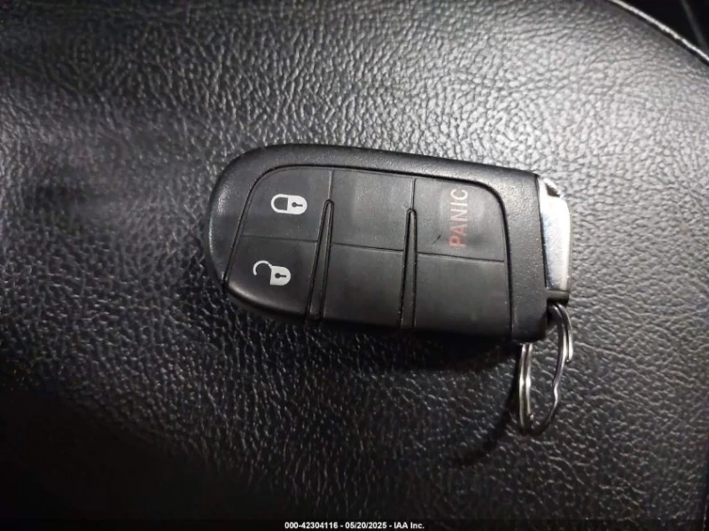 Jeep Compass 2.4L I-4 VVT, 180HP 4X4 Drive, снимка 3 - Автомобили и джипове - 53057427