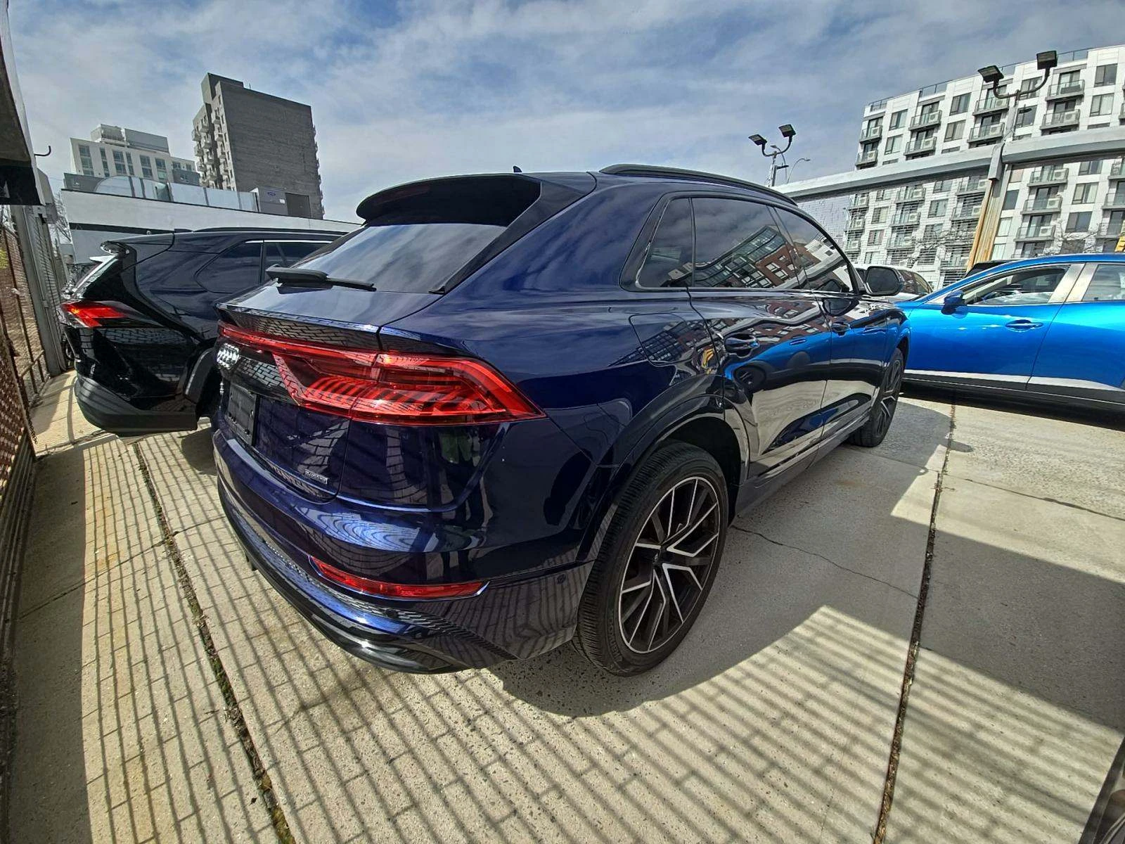 Audi Q8 Premium Plus * CARFAX* * АВТО КРЕДИТ*  - изображение 4
