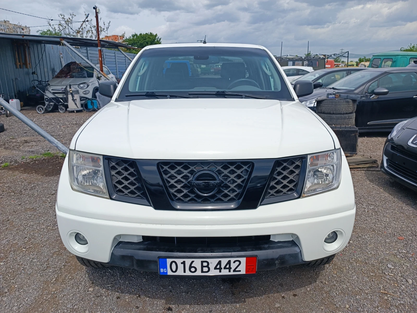 Nissan Navara 2.5dci NAVI AUTOMATIC КОЖА БЛОКАЖ ИТАЛИЯ ШИБИДАХ  - изображение 2