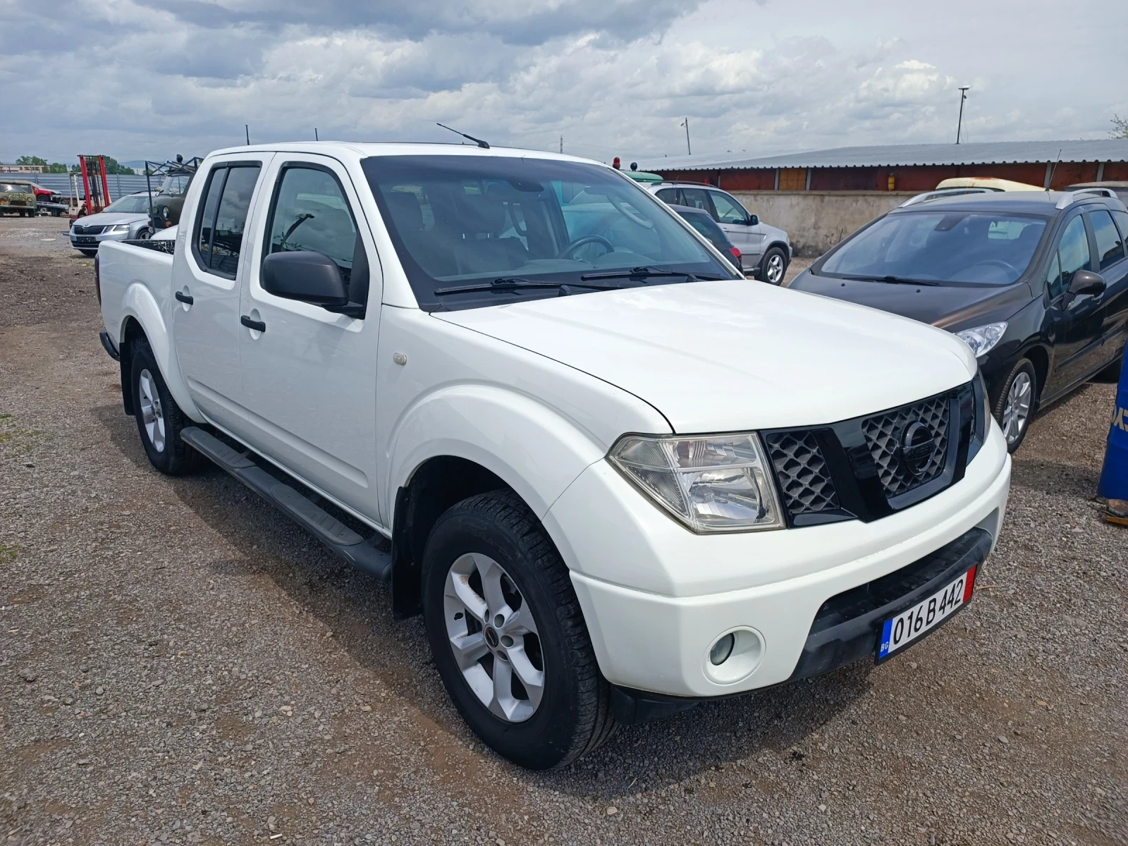 Nissan Navara 2.5dci NAVI AUTOMATIC КОЖА БЛОКАЖ ИТАЛИЯ ШИБИДАХ  - изображение 3