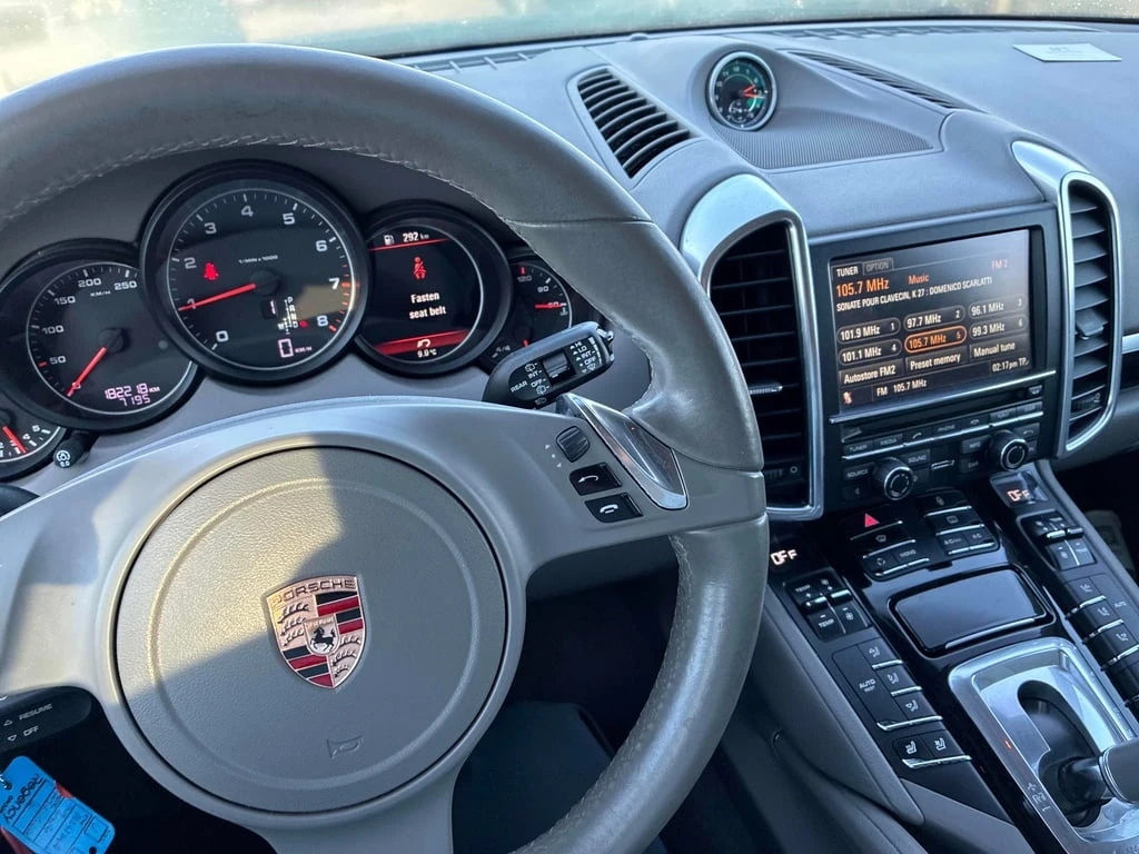 Porsche Cayenne 2013 * AWD 4dr * ОТ ПРЕДСТАВИТЕЛСТВО - изображение 9